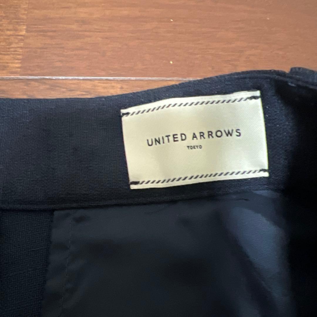 ユナイテッドアローズネイビーパンツスーツ ノーカラー