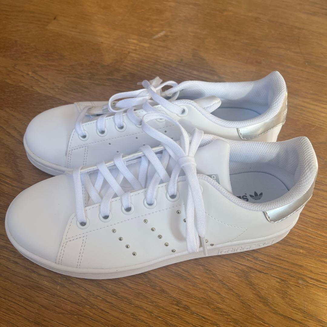 Adidas Stan Smith ホワイト スニーカー