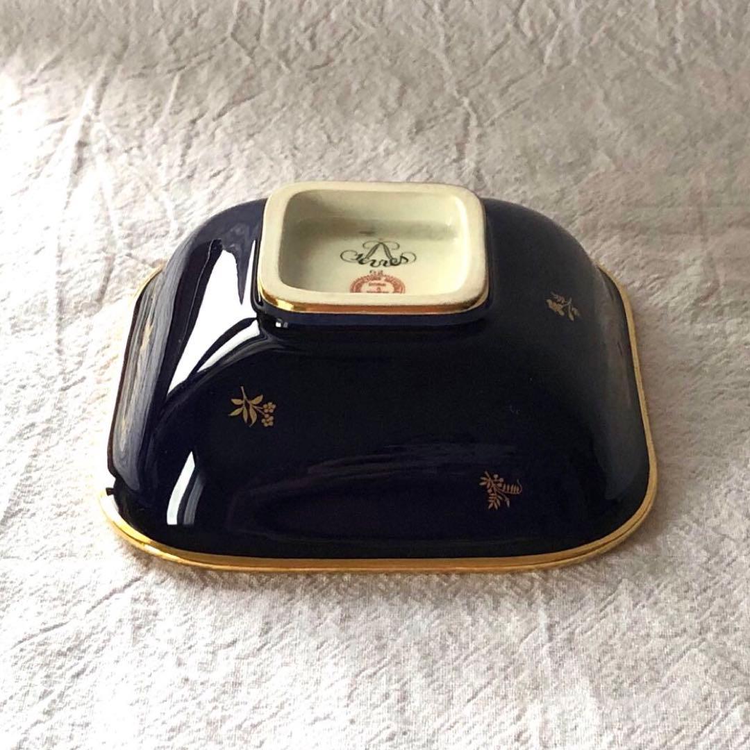 セーブル角形ディッシュ☆ファットブルー☆24K金彩小花紋様☆仏ヴィンテージ未使用