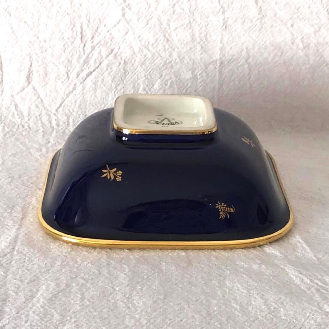 セーブル角形ディッシュ☆ファットブルー☆24K金彩小花紋様☆仏ヴィンテージ未使用
