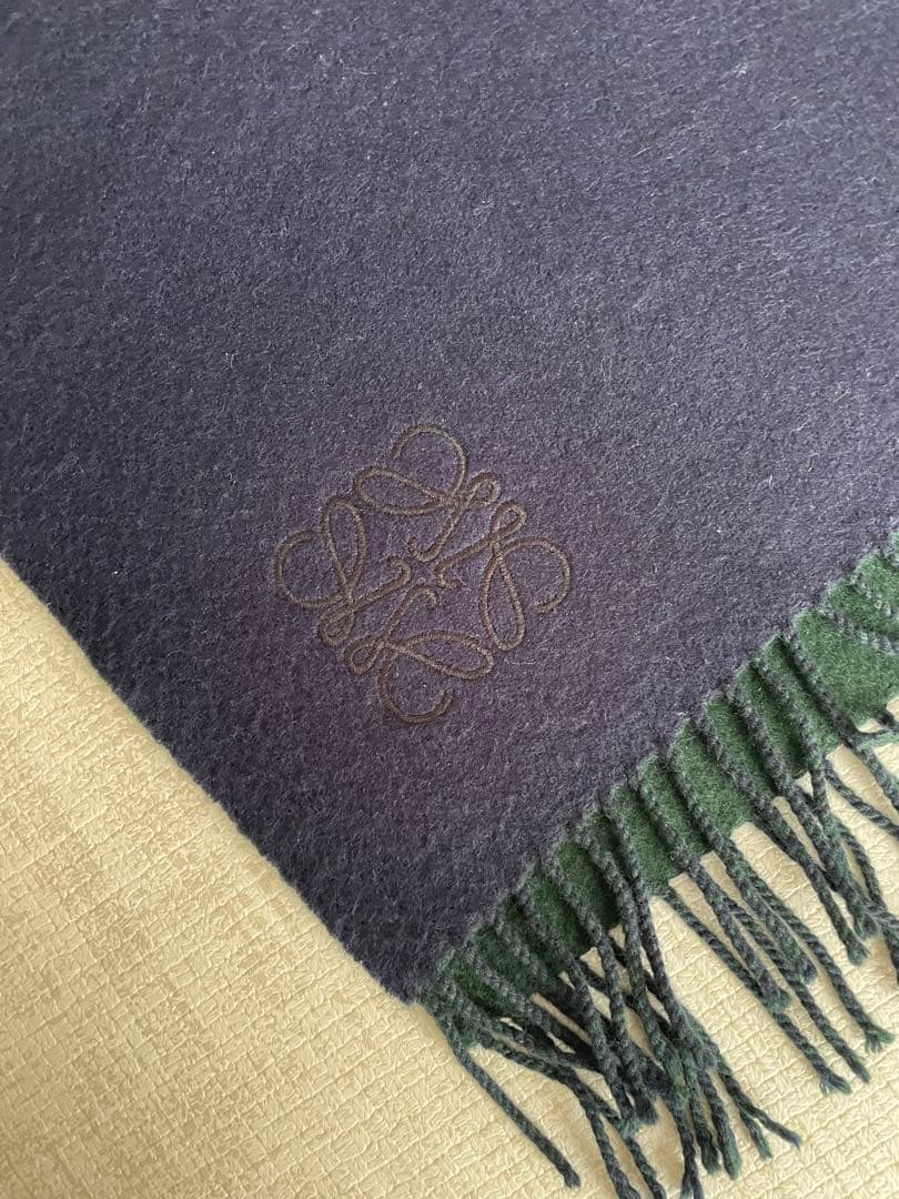 【LOEWE】バイカラーマフラー ネイビー×グリーン