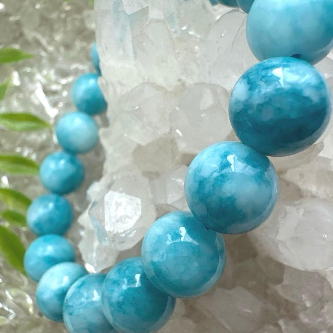 【ラリマー】優しく平和なエネルギー　 カリブ海の宝石　癒しの石　Larimar
