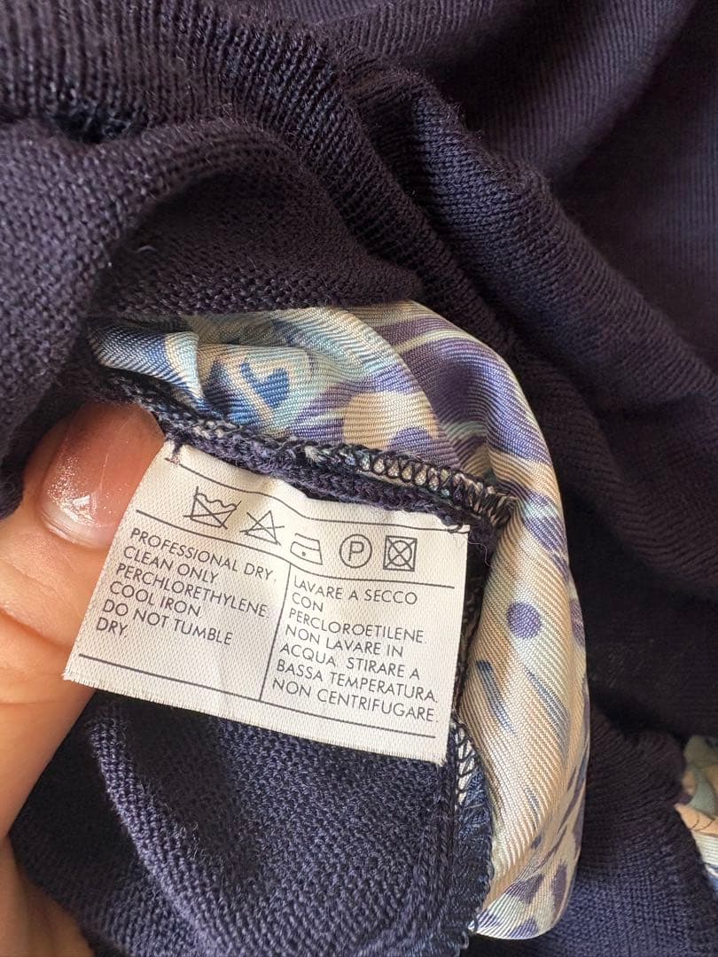 Salvatore Ferragamo シルク ニットタンクトップ ネイビー