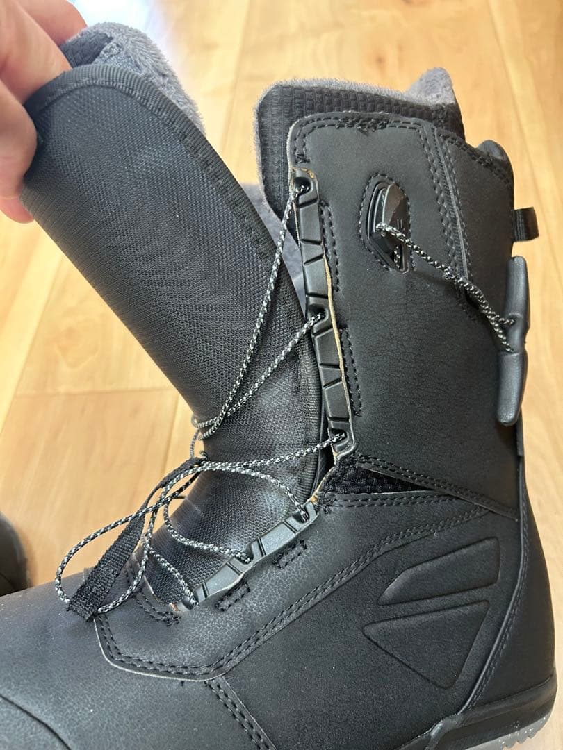 ま*め様 Burton スノーボードブーツ RULER WIDE 26cm