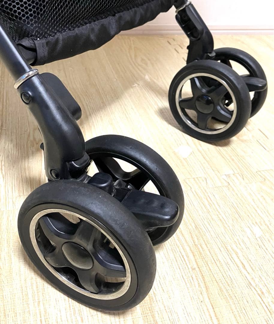 美品 送料無料 Aprica ベビーカー LUXUNA ラクーナ カモブラック