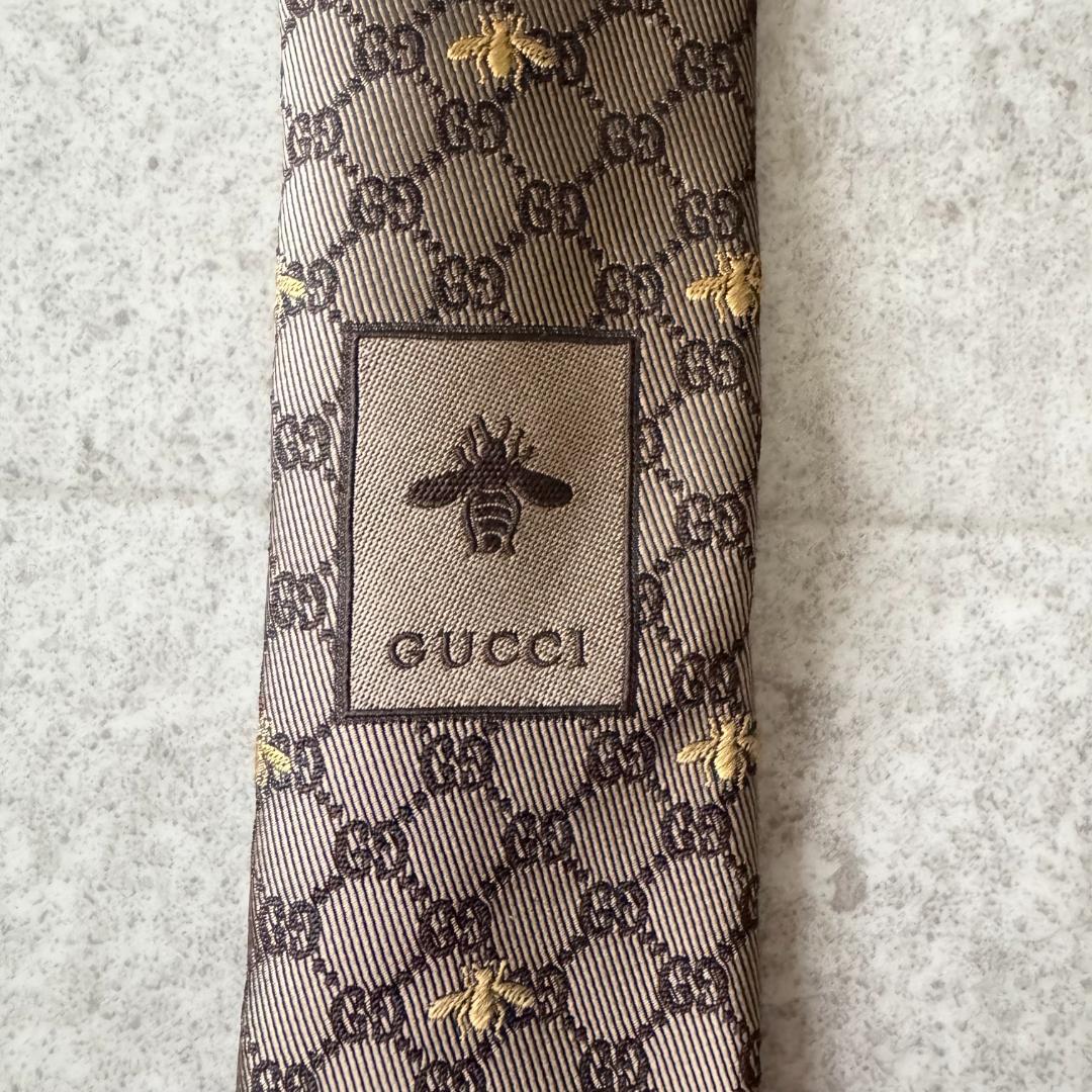 グッチ　ネクタイ　GGスプリーム　ビー　アニマリエ　総柄　ブラウン