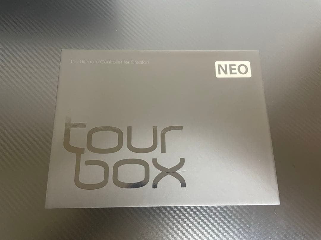 TourBox NEO ブラック　ケース付き