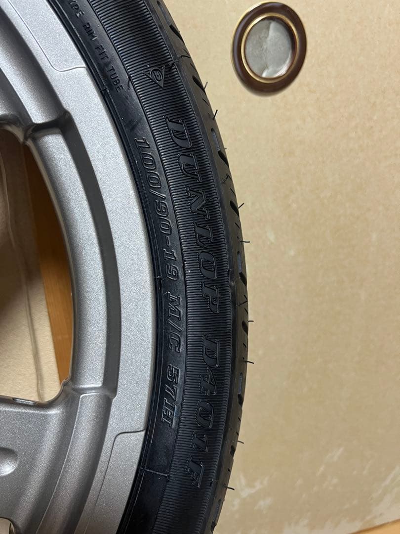 ハーレー　ソフテイルスタンダード　純正タイヤホイールセット　新品