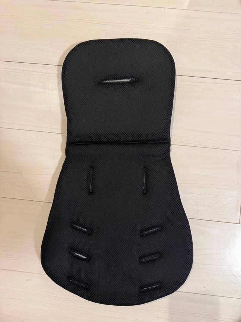 ラクーナクッションフリープラス　aprica ベビーカー