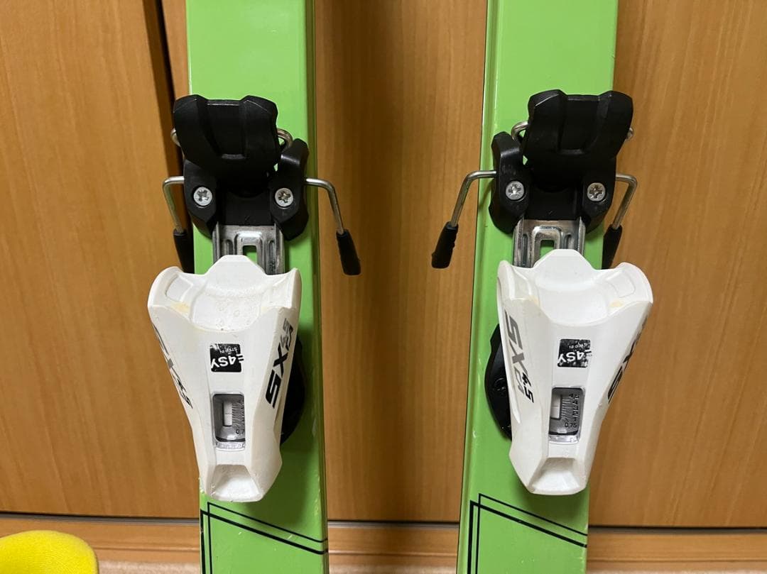 子供用スキーセット　板138cm 靴24cm ストック90cm