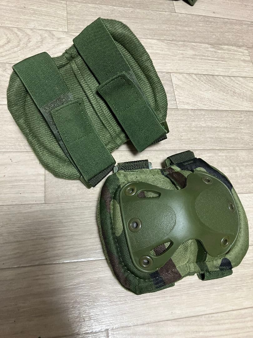 サバゲー装備　ワッペン18枚のオマケ付き!