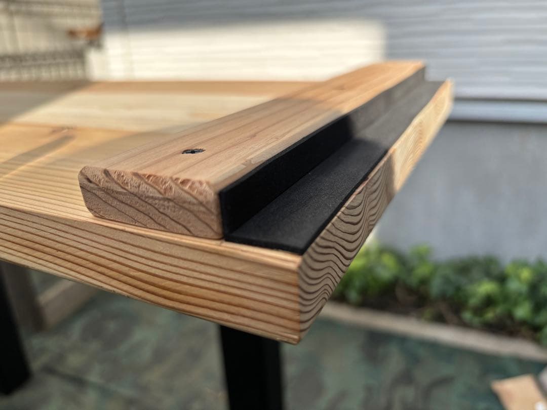 新型シエンタ10系専用 ラゲッジボード 杉無垢材 車中泊テーブル