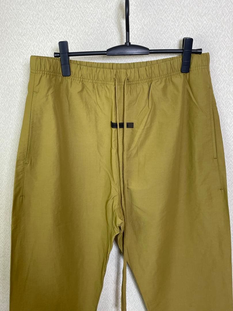（美品）エッセンシャルズESSENTIALSリフレクターナイロンパンツサイズL