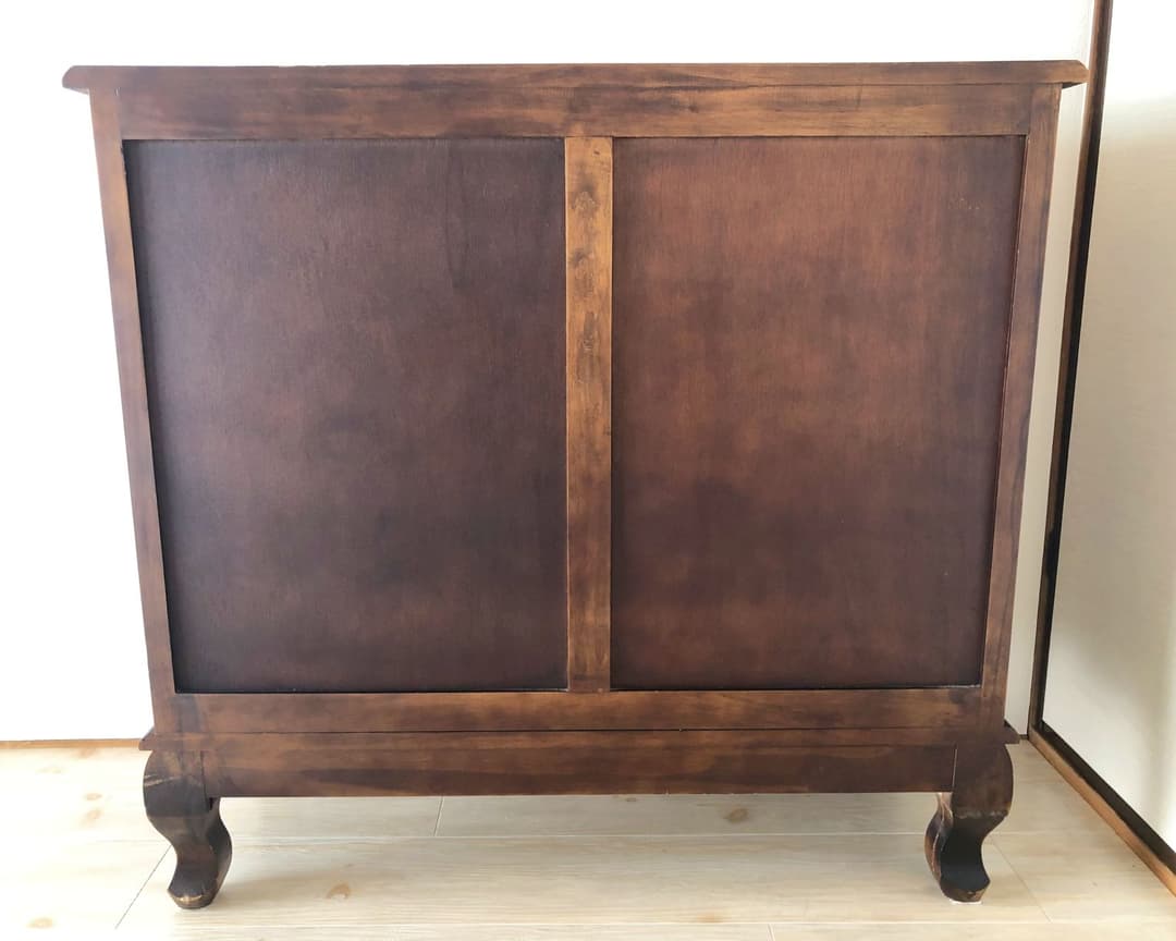 猫足アンティーク風　木製キャビネット