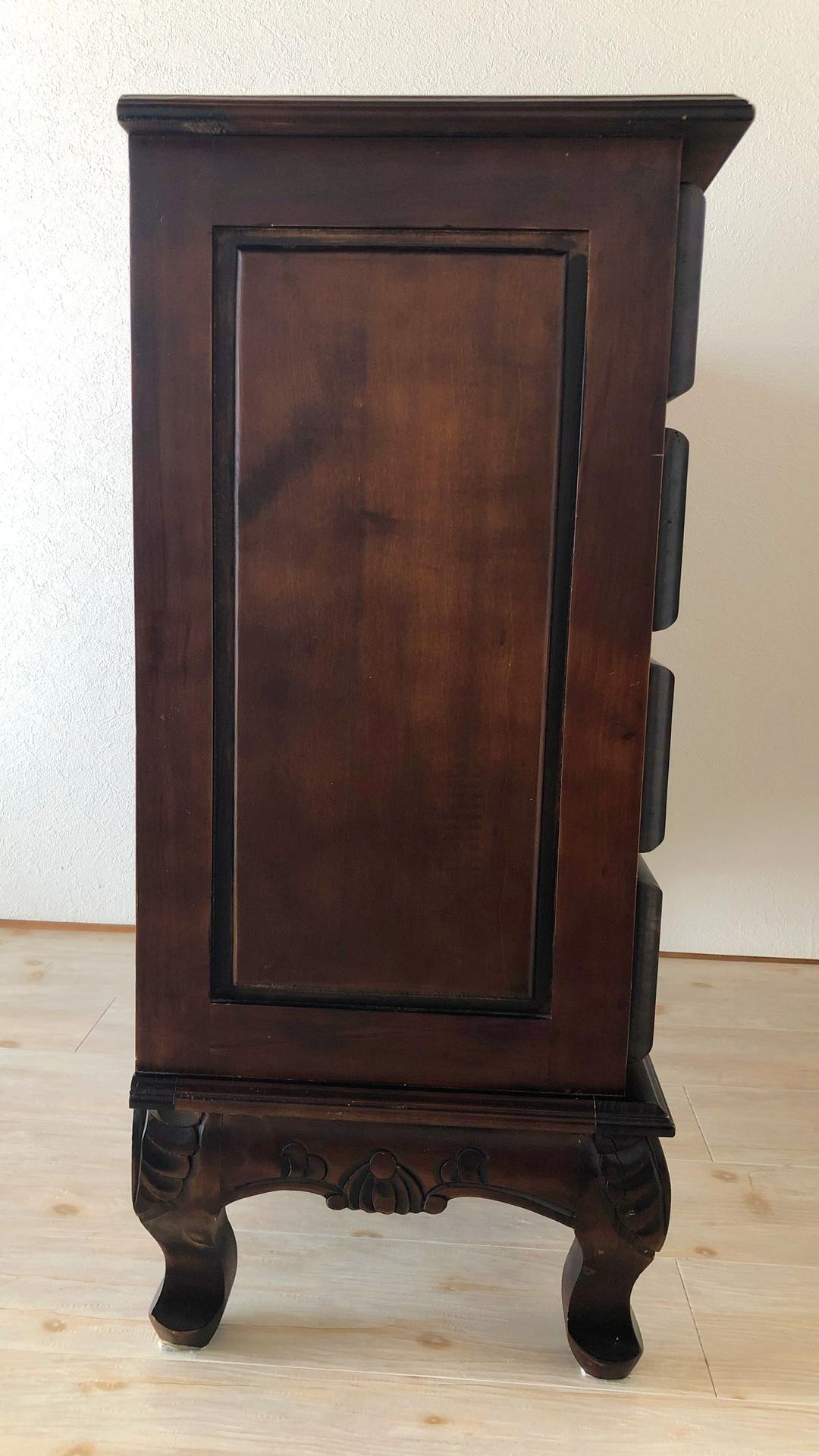 猫足アンティーク風　木製キャビネット