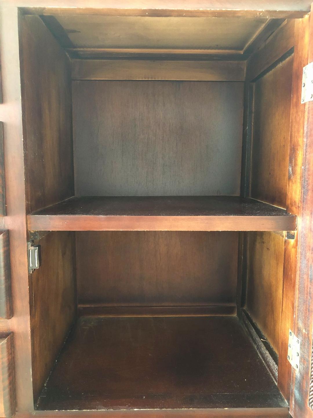 猫足アンティーク風　木製キャビネット