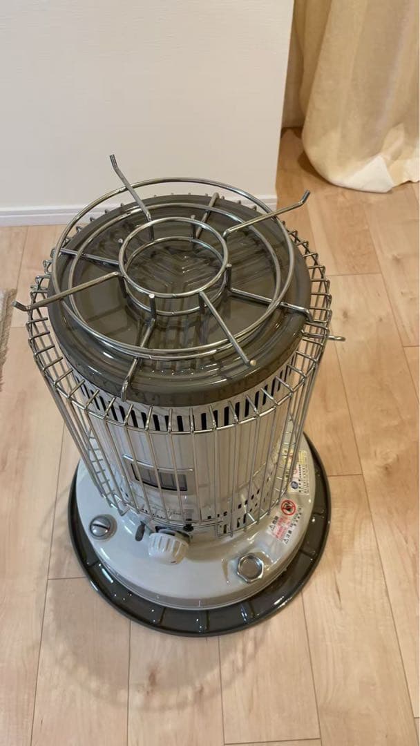 トヨトミ KS-67H 対流形ストーブホワイト 電子点火 動作確認済み 箱付き