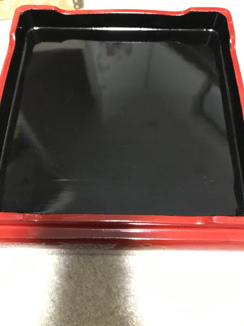 お重3段　漆塗り　重箱