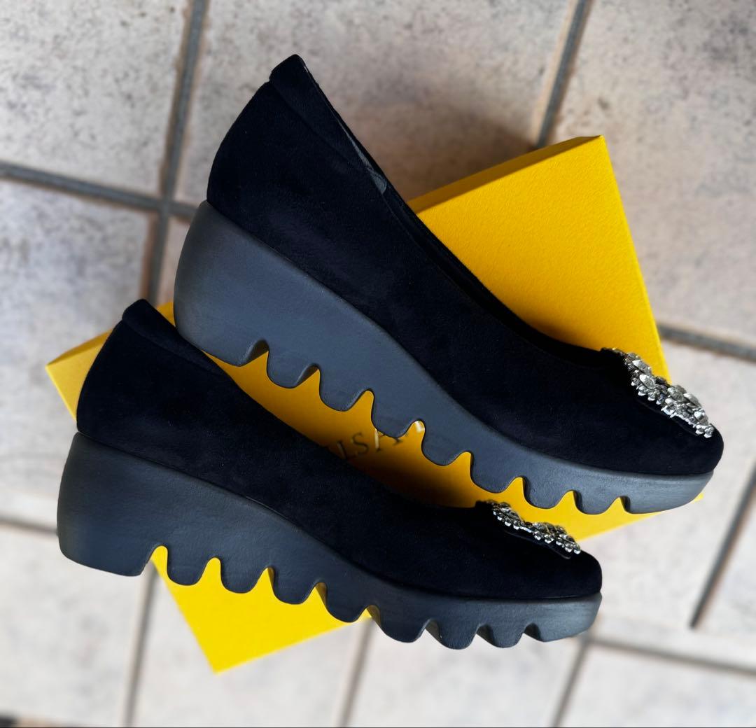 ヒルズアベニュー　24センチ　ビジュー付パンプス　新品未使用