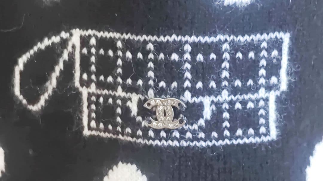 未使用品CHANEL水玉模様 フリンジ付き マフラー