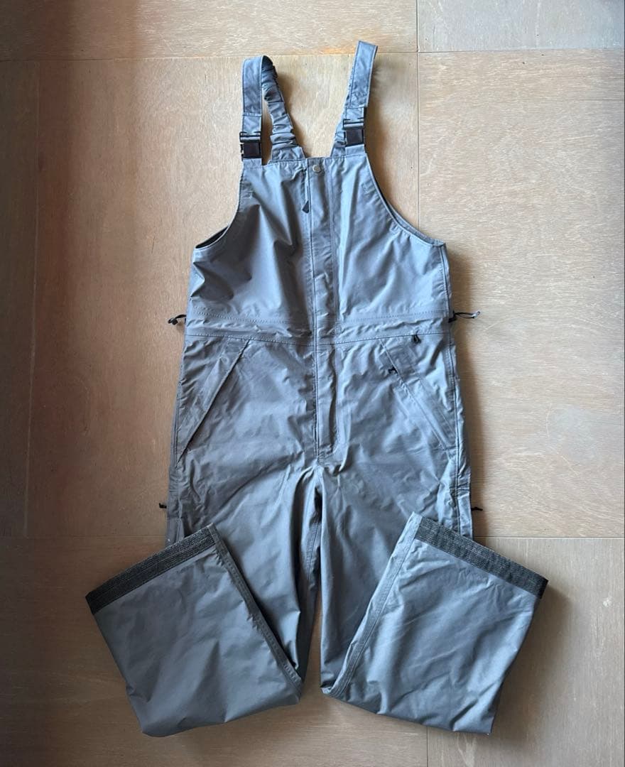 Green clothing スノボウェア