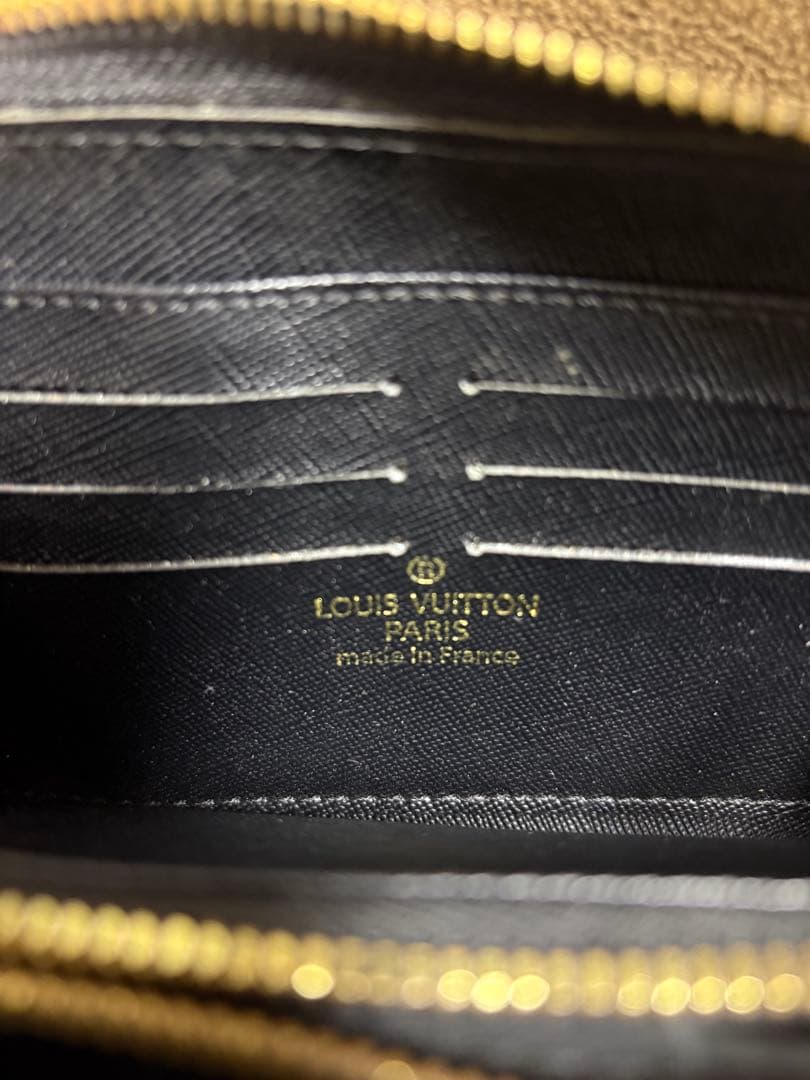 Louis Vuitton 長財布 ブラック 値下げ可能です