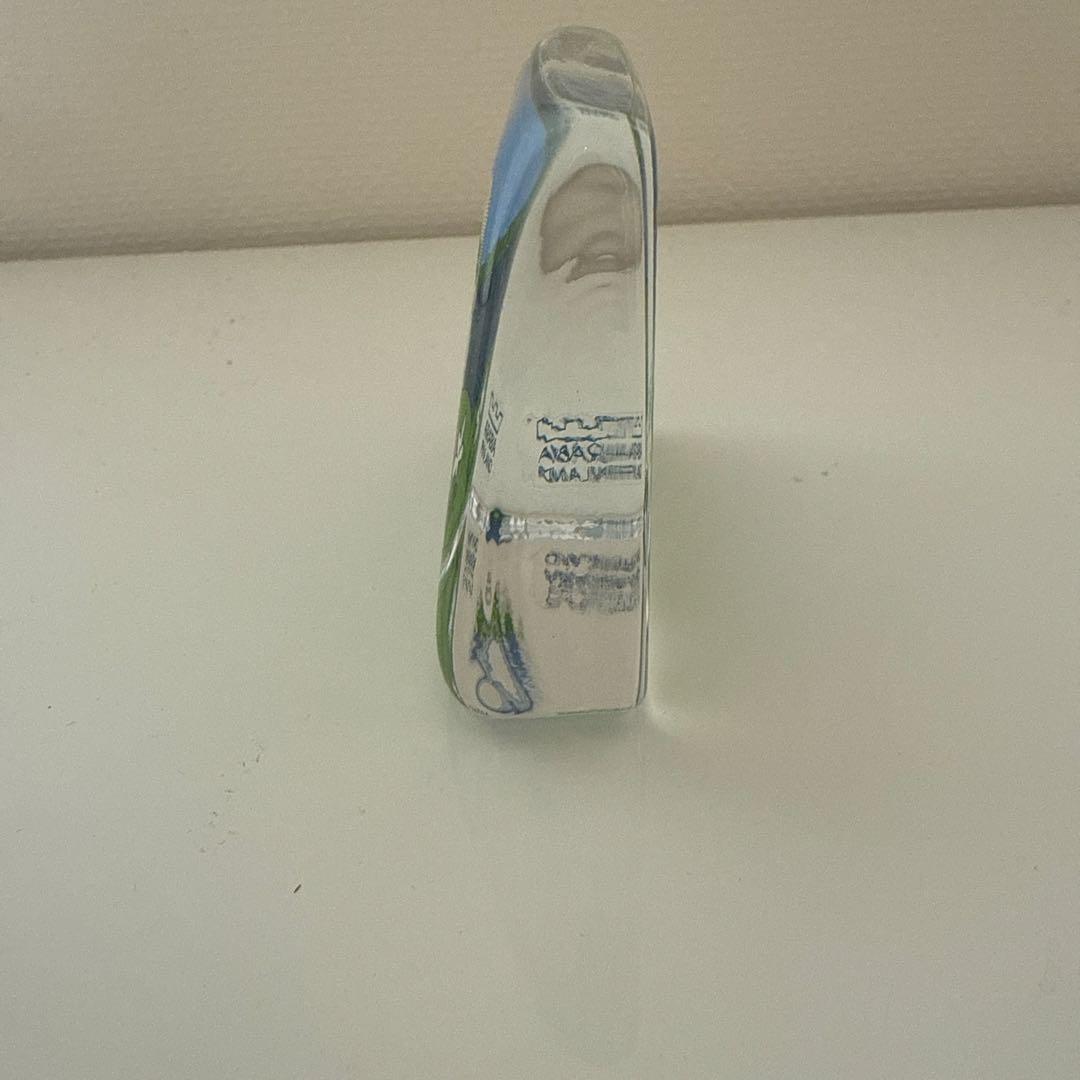 イッタラ　iittaIa フィンランドの春　ガラスカード　ペーパーウェイト　置物