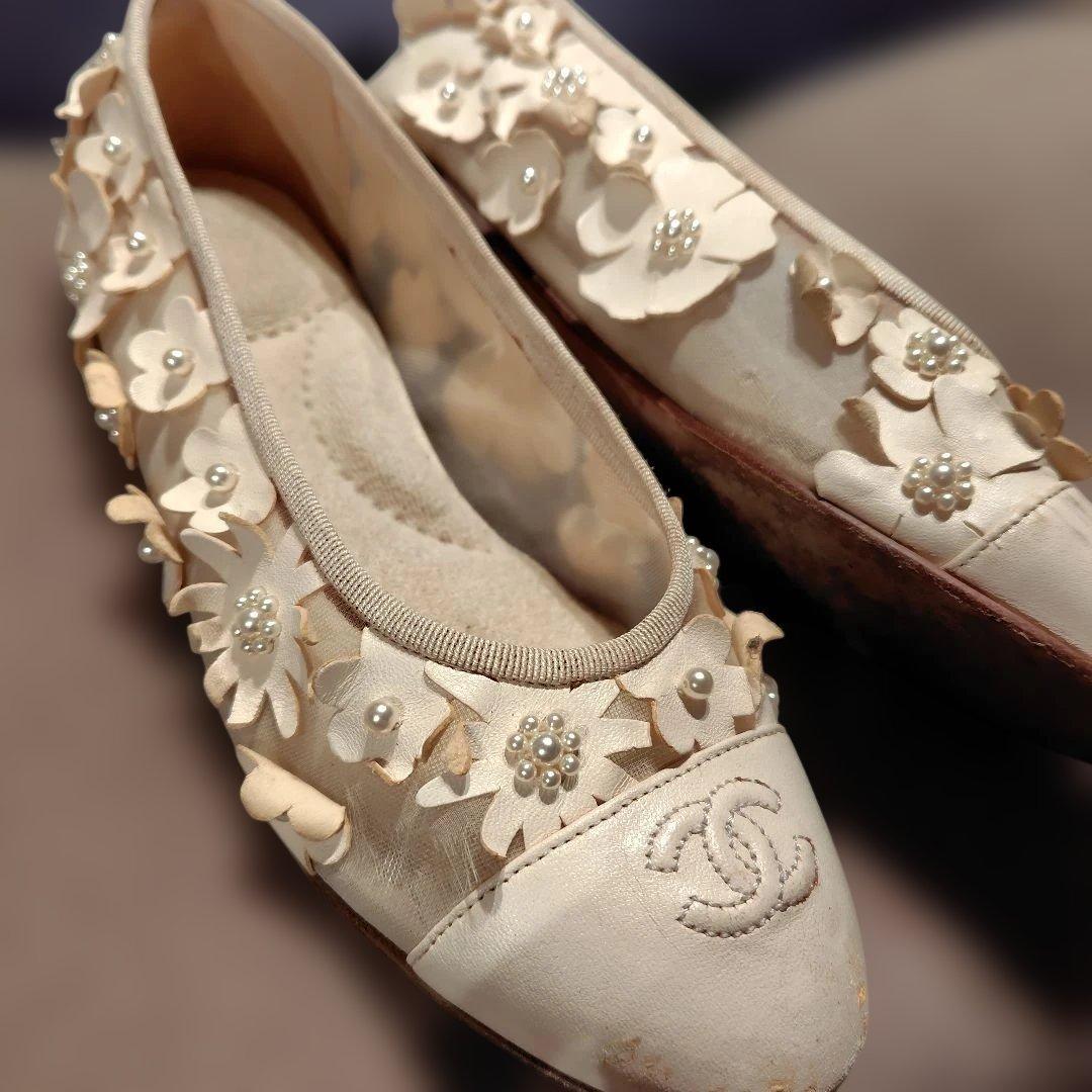 希少デザイン　シャネルパンプス　38サイズ