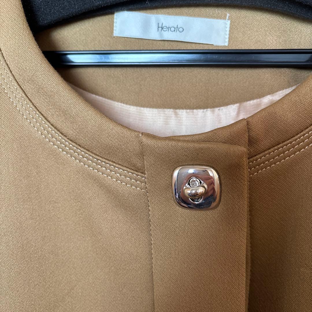 未使用　Herato ベージュ ロングコート　1