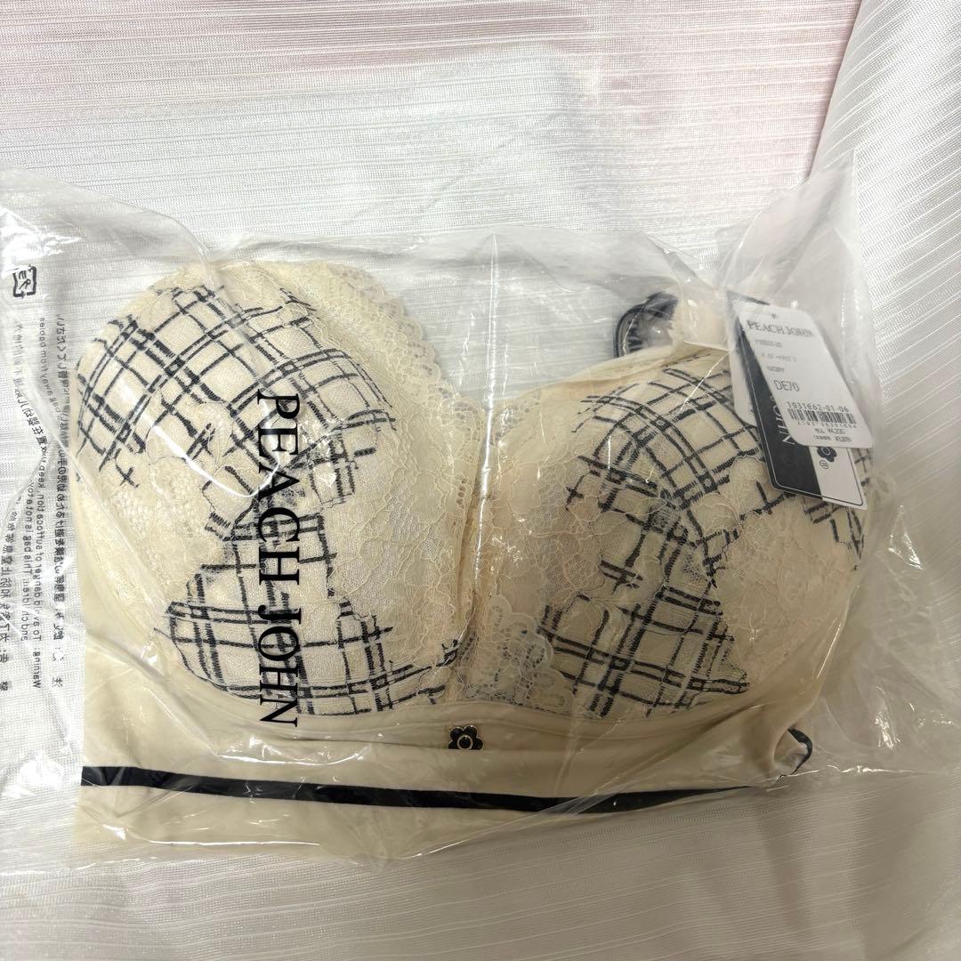 新品未使用MARY QUANT Peach John デイジーナイトブラ2点