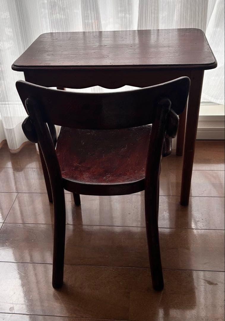 木製アンティークデスクと椅子のセット