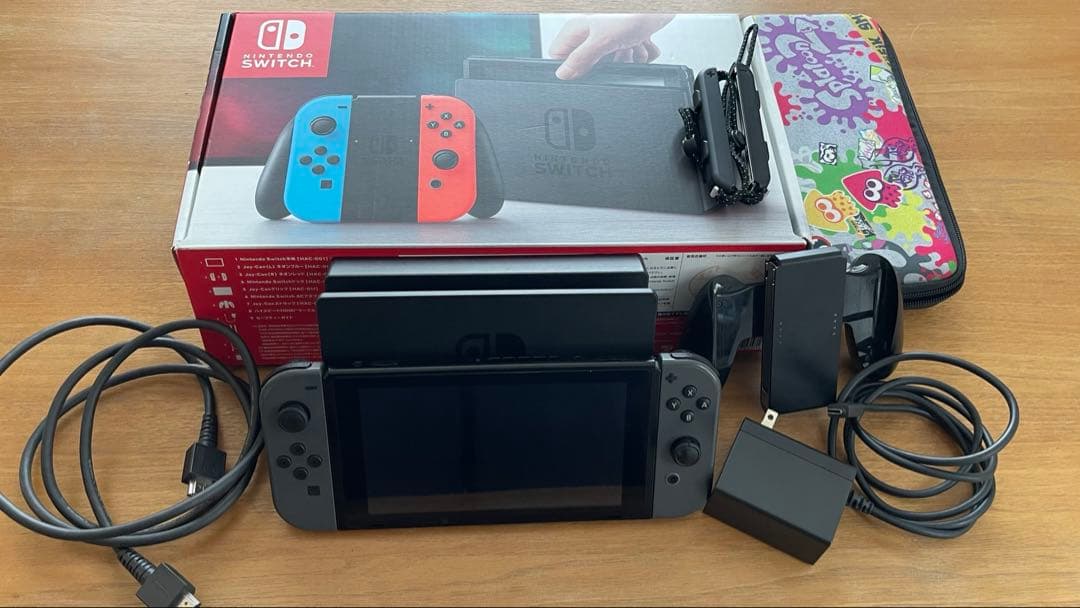 Nintendo Switch 本体 美品 動作確認済み スプラトゥーンケース付
