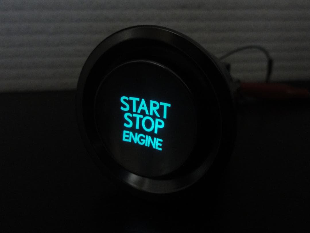 新品☆レクサス純正エンジンプッシュスタートスイッチ UX ES 7P!!