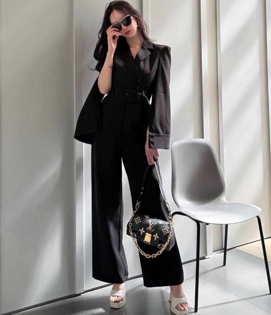  PARTY ベルト付きケープ風オールインワン　黒　Fサイズ