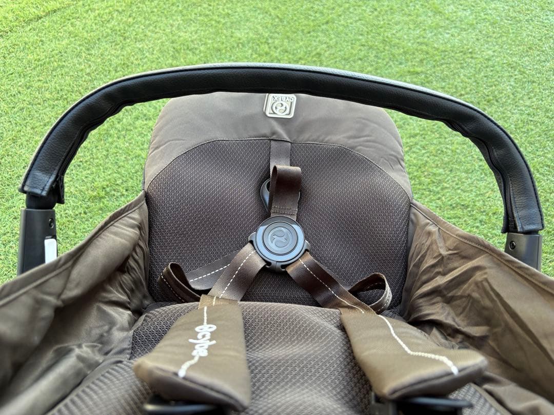 サイベックスリベル　最新モデル　 2025 チョコレートブラウン　バンパー付き