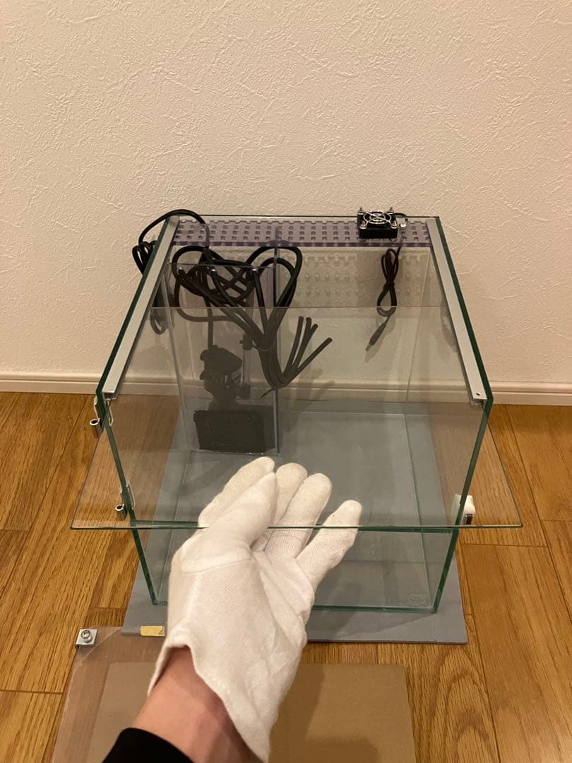 Kazumi 30キューブ ガラス水槽 濾過装置付き