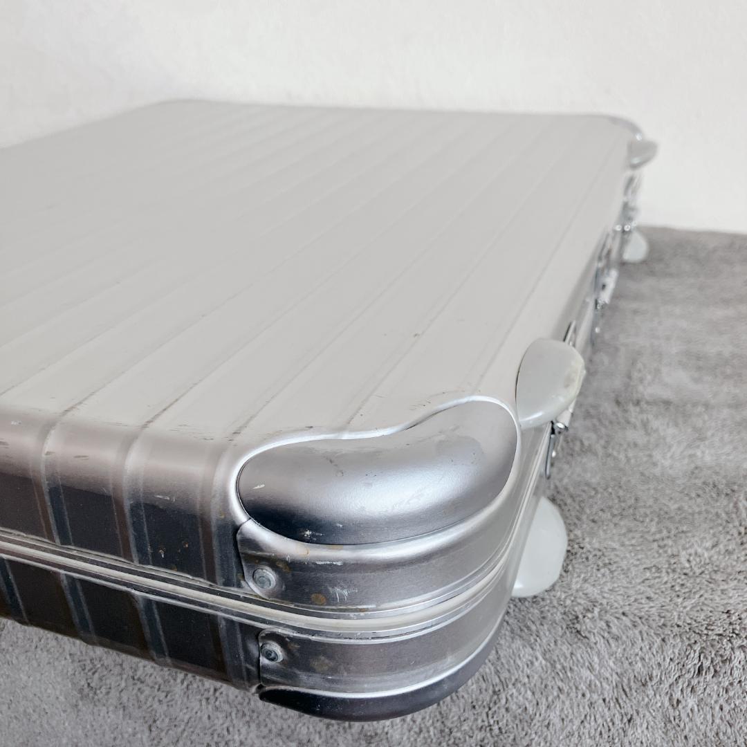 RIMOWA リモワ トパーズ アタッシュケース ビジネス アルミニウム