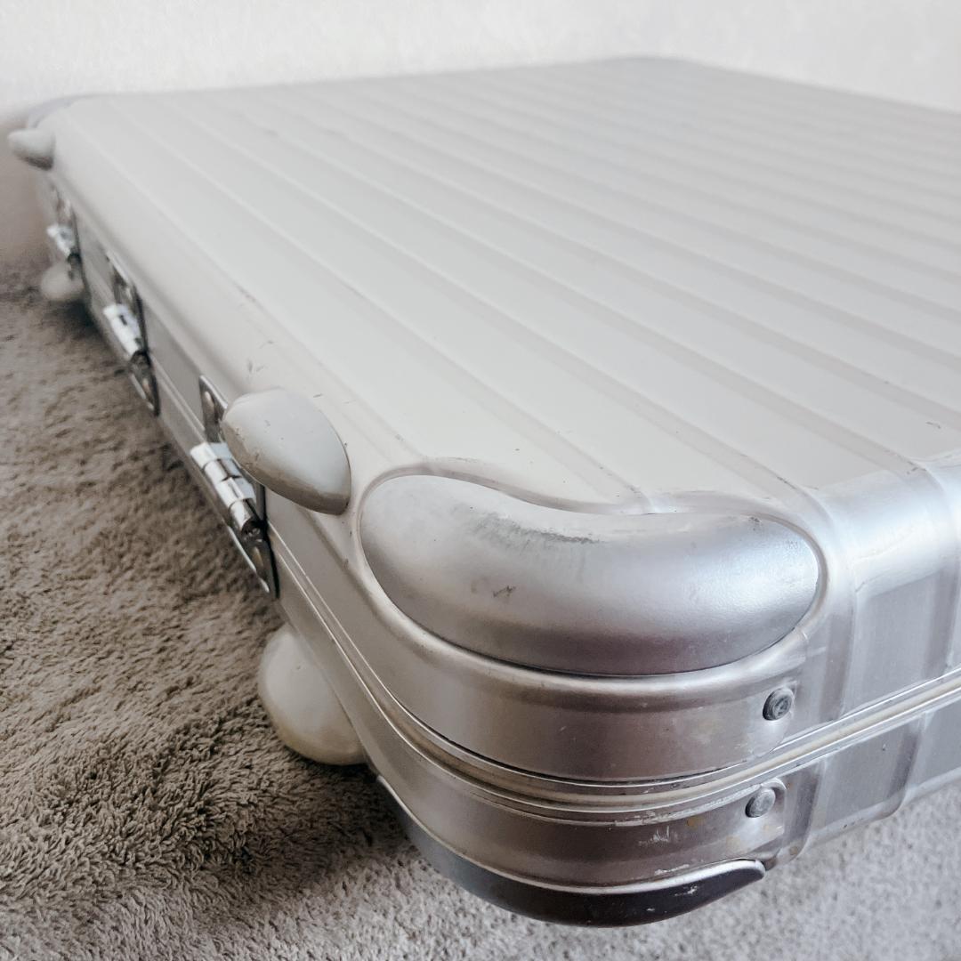 RIMOWA リモワ トパーズ アタッシュケース ビジネス アルミニウム