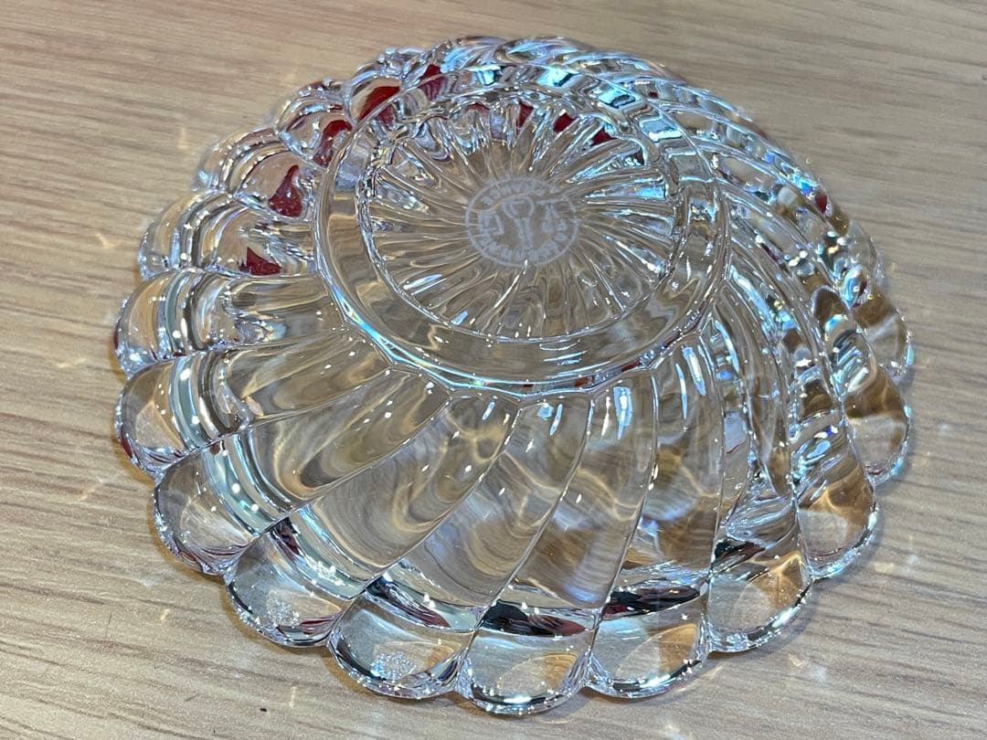 B7040【バカラ】ボリュート アッシュトレイ 小物入れ