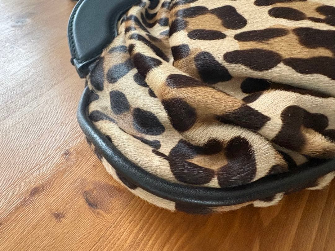 TOD'S トッズ　レオパード ワンショルダーバッグ