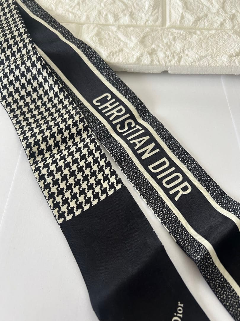 Christian Dior ディオール ミッツアスカーフ　千鳥柄
