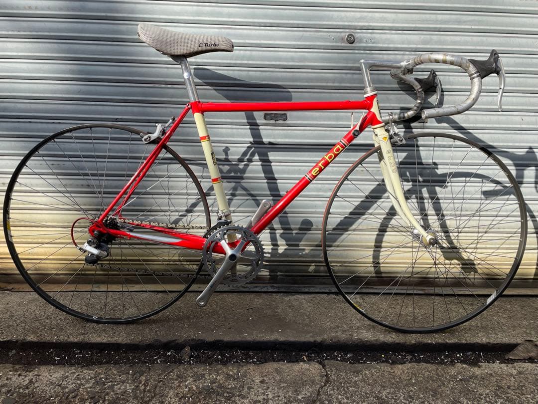 ロードバイク レッド