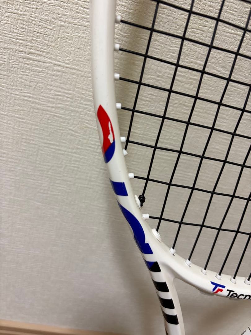 テクニファイバー T-FIGHT 300 2本セット