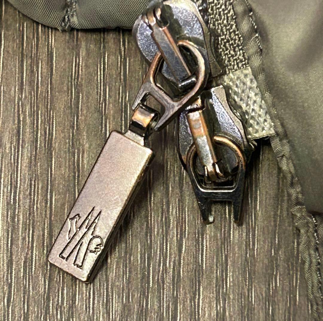 モンクレール メス ダウンジャケット フードファー付 00 グレージュ 希少