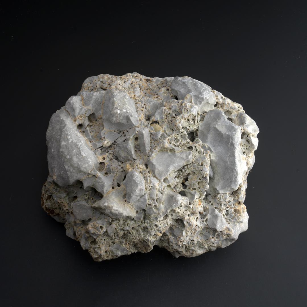 さざれ石（石灰質角礫岩 W24.2cm/D23.5cm/H12.8cm）094