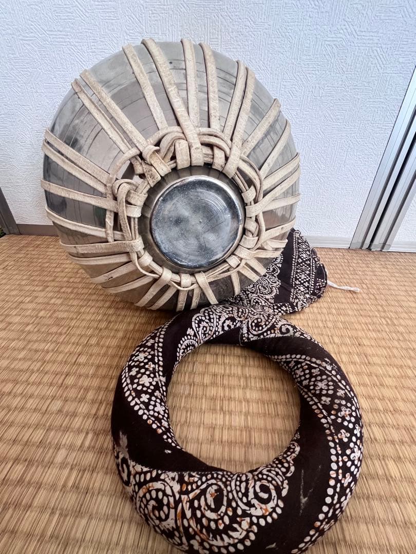 タブラ バヤンセット 木製・金属製　インド製　タブラハンマー付