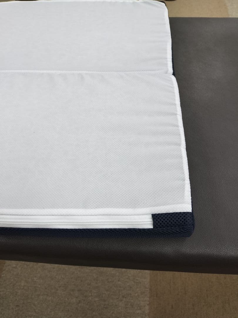 【美品／数回使用】キュアレ 整体足枕 ASHI MAKURA (お試し価格)