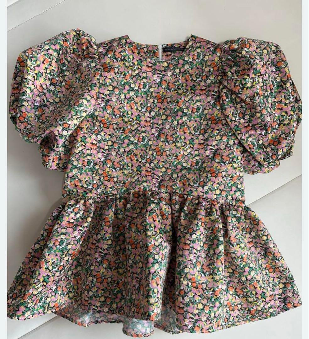 美品！TSURU by mariko oikawaフラワープリントエレノア