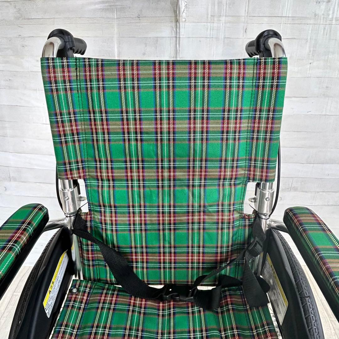 折りたたみ自走式車椅子　カドクラ 【要タイヤ交換】