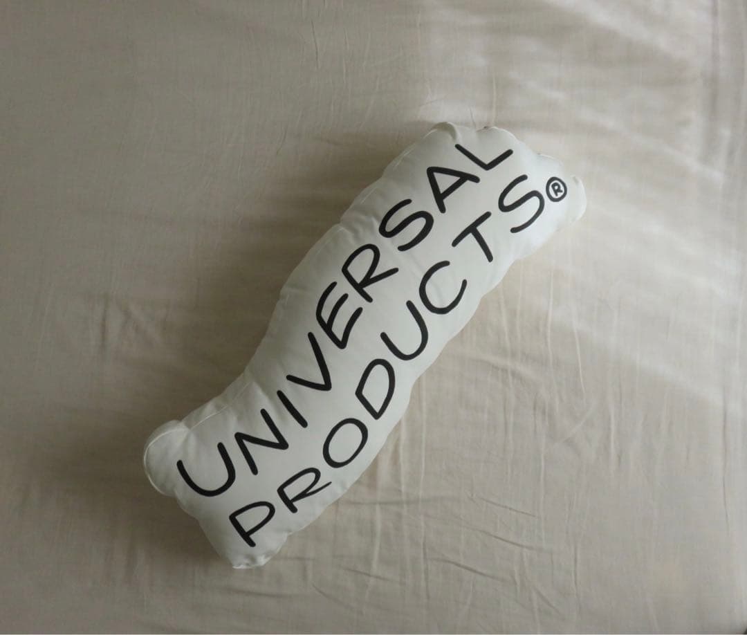 UNIVERSAL PRODUCTS クッション